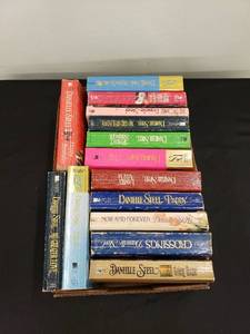 lot 8213 image: lot of Danielle Steel books