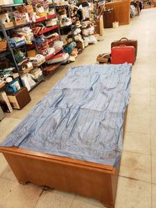 lot 8258 image: Grant PCA pad twin size