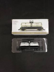 lot 8274 image: tank car NIB