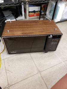 lot 8321 image: GE spaceman microwave works