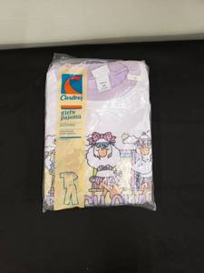 lot 8336 image: Carters pjs NIP sz 14