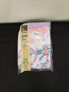 lot 8339 image: Carters pjs NIP sz 7