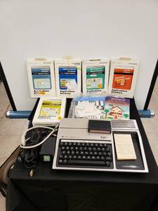 lot 8358 image: Texas Instruments TI-994A computer