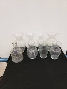 lot 8383 image: lot of clear glass vases