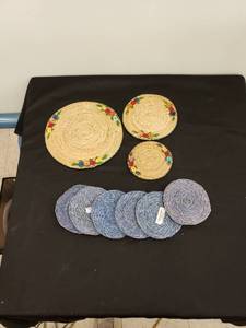 lot 8450 image: coaster set