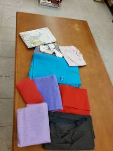 lot 8453 image: lot of fabric