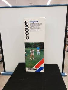 lot 8469 image: croquet set in box