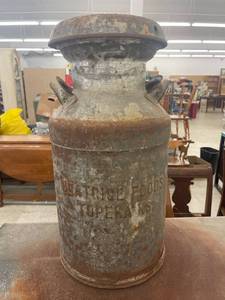 lot 4285 image: vintage Beatrice food topeka Ks milk can