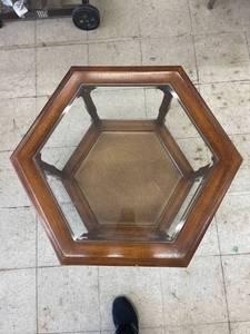 lot 4303 image: octagon side table