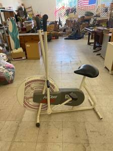 lot 4329 image: exercise bike