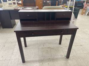 lot 4330 image: dark desk