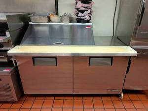 lot 2967 image: True Sandwich Refrigerator- Model TSSU-60-18M-B