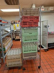 lot 9440 image: Metro Cart on Casters