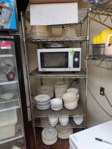 lot 20850 image: Metro Corner Shelf on Wheels