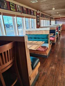 lot 32421 image: Row of Booths ( 2 Single Booths  5 Double Sided)