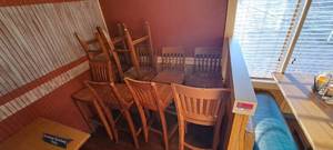 lot 32430 image: 9 Barstools