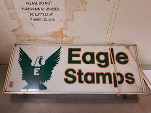 lot 32440 image: Eagle Stamps Light