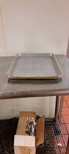 lot 44835 image: Lot of 55, 12 Cookie Sheets