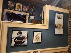 lot 49513 image: Lot of 6 Blues Memorabilia&nbsp