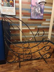lot 49539 image: Iron Decor 4ft