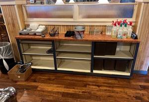 lot 9481 image: Storage Cabinet W Shelving