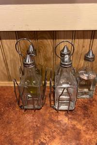 lot 9495 image: Lot of 5 Glass Oil Dispenser Bottles