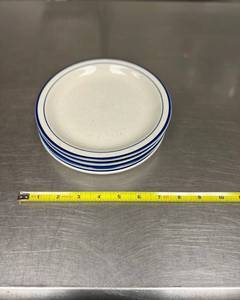 lot 9524 image: Lot of 47 Appetizer Plates