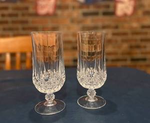lot 9542 image: Lot of 20 Crystal Glasses