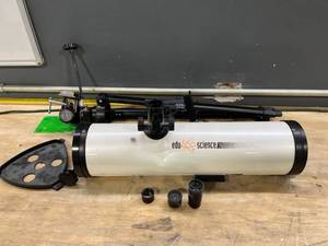 lot 41712 image: For Parts or Repair - Eduscience Reflector Telescope F500 d114mm.