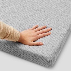 lot 64212 image: Casper Sleep Comfy Topper, King - Gray