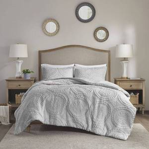 lot 64269 image: Madison Park Ava FullQueen Medallion Ultra Plush 3 Piece Comforter Mini Set