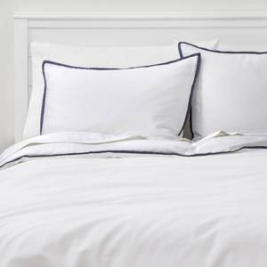 lot 5786 image: FullQueen Hotel Border Frame Comforter & Sham Set WhiteNavy - Threshold Signature