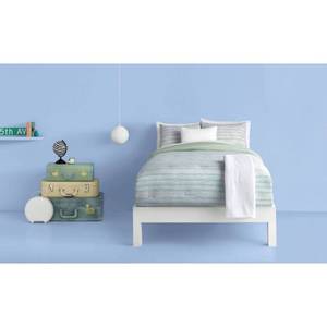 lot 5795 image: 4pc TwinTwin Extra Long Stripe Decorative Reversible Comforter Set Light Green - Room Essentials