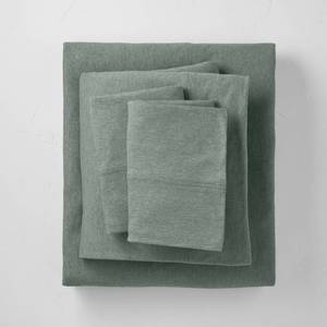 lot 5822 image: California King Lycocell Jersey Solid Sheet Set Sage Green - Casaluna