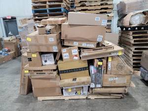 lot 5838 image: The Salvage Pallet