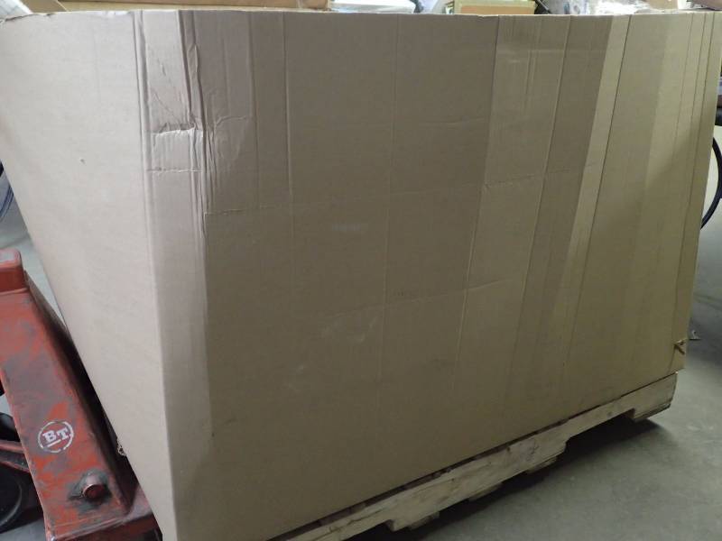 lot 1004 image: Large Lot of Misc. Items