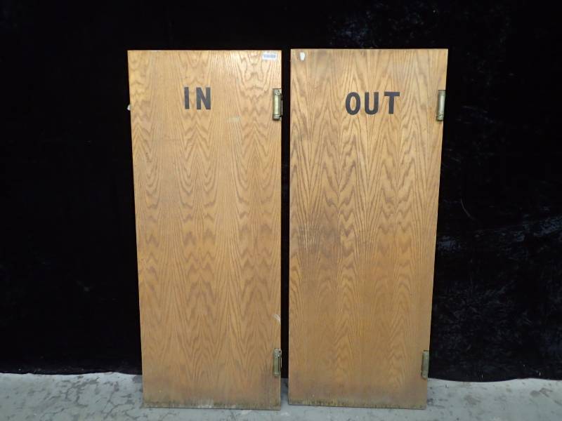 lot 1047 image: Set of Wooden Doors