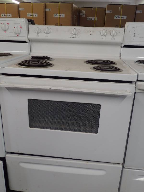 lot 1059 image: Frigidaire Residential Electric Range and Oven