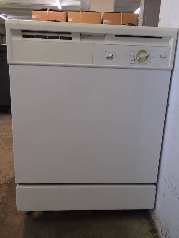 lot 1074 image: Whirlpool Residential Dishwasher