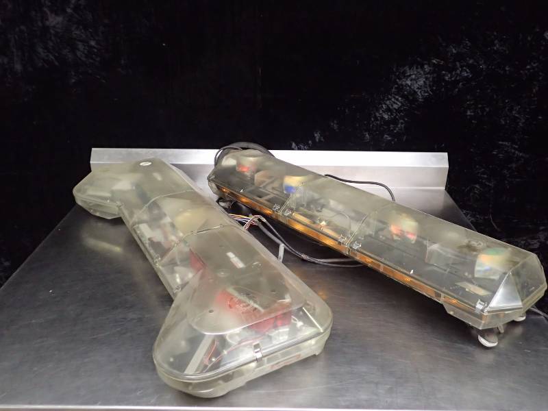 lot 1075 image: Set of HazardEmergency Response Vehicle Lights