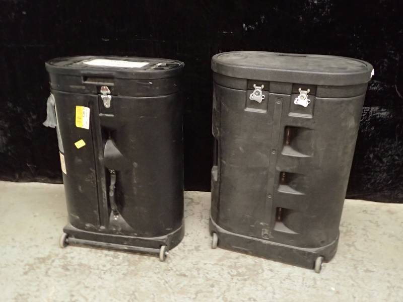 lot 1079 image: (2) Rolling Road Cases