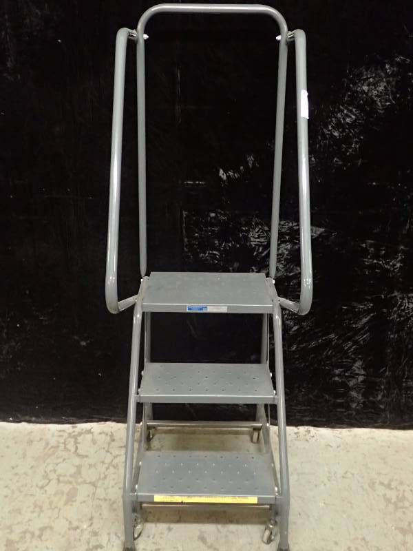lot 1096 image: Ballymore 450lb Capacity Metal Step Ladder