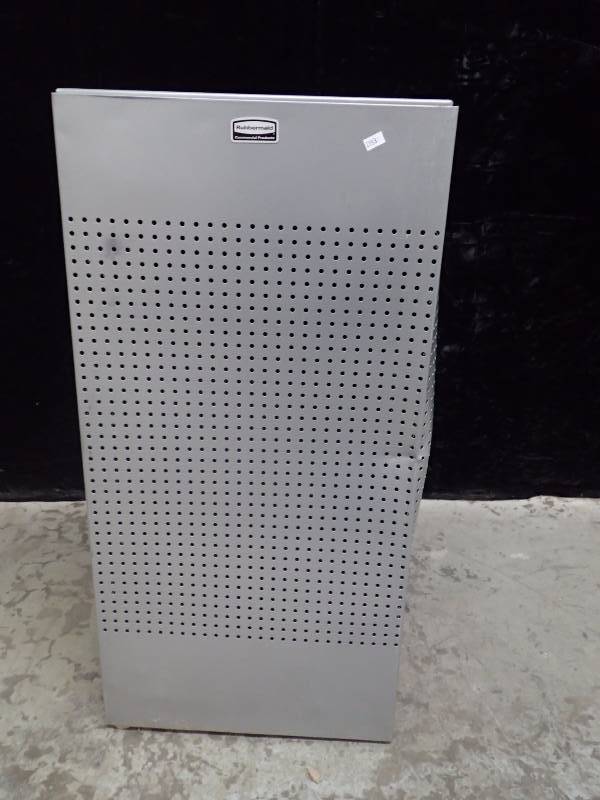 lot 1097 image: Rubbermaid Metal Trash Receptacles