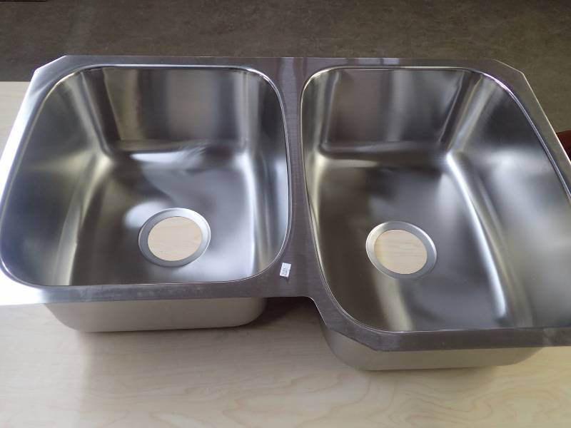 lot 1152 image: Stainless Steel 2 Bay Sink