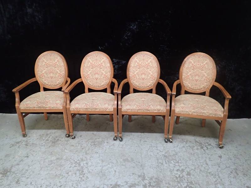 lot 7001 image: Lot of Four Dinning Chairs with Front Casters