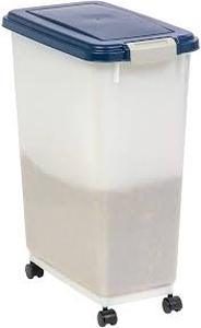 lot 4431 image: IRIS Pet Food Container