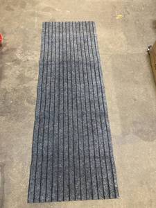 lot 35524 image: 58x19 INDOOROUTDOOR AREA RUG HEAVY DUTY