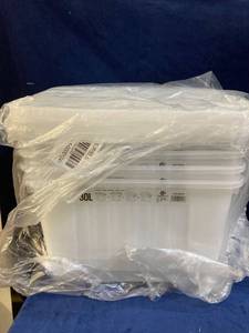lot 35564 image: 16x12x10 in SET OF 4 PLASTIC STORAGE CONTAINERS WITH LIDS