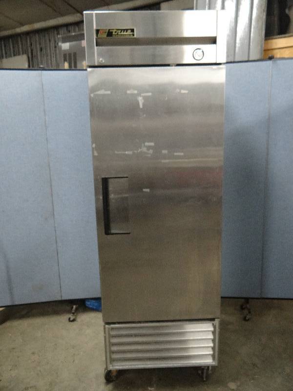 lot 2270 image: True Single Door Reach in Refrigerated Cooler on Casters