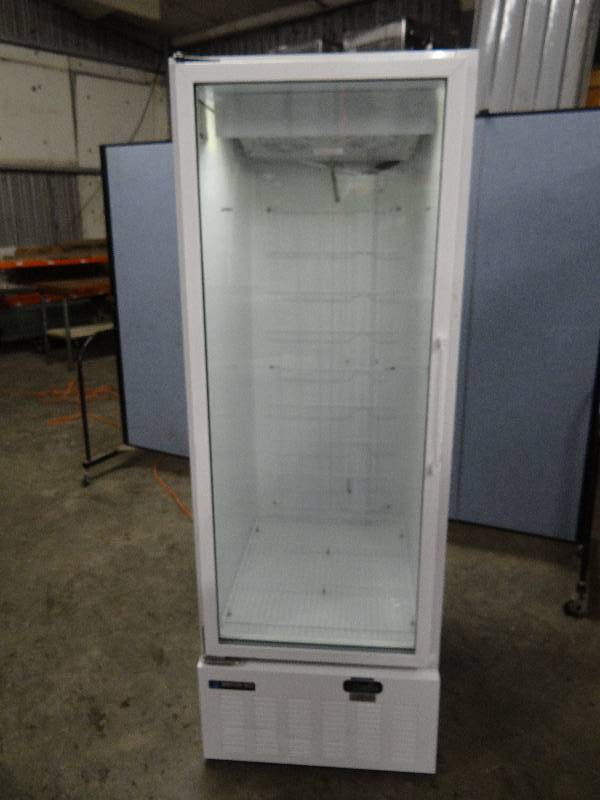 lot 2271 image: Master Bilt Single Glass Front Reach in Freezer